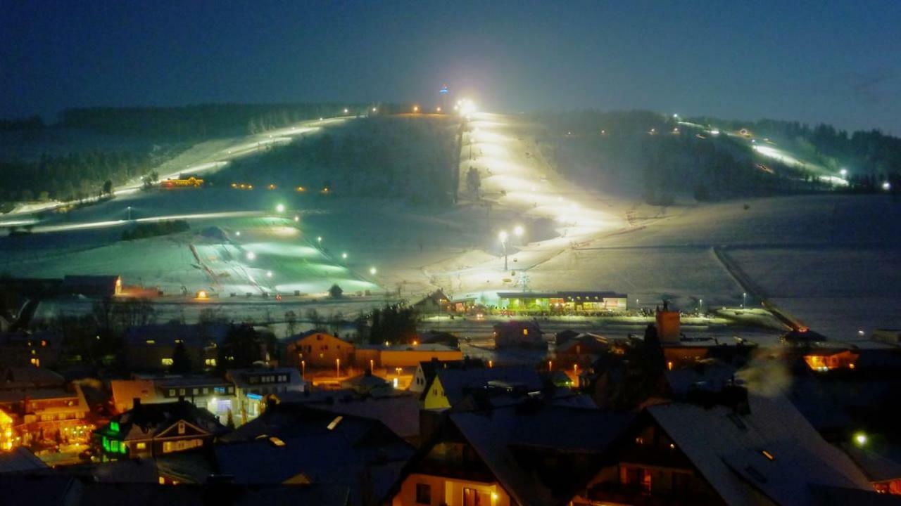 Komfort-Fewo Ettelsberg-Panorama Willingen  Rum bild